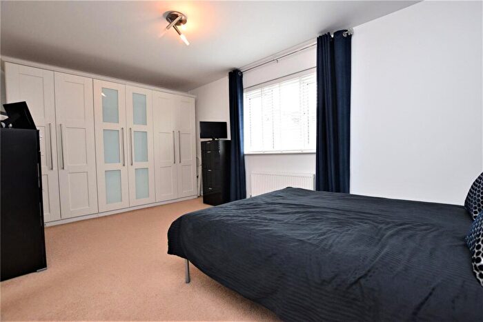 4 Bedroom Town House To Rent In Castle Lodge Gardens, Rothwell, Leeds, LS26