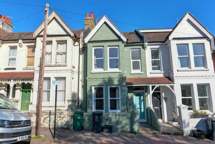 6 Bedroom Terraced House To Rent In Hollingbury Park Avenue, Brighton, East Sussex, BN1
