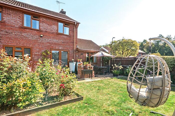 4 Bedroom Detached House For Sale In Bluebell Avenue, Tiverton, Devon, EX16