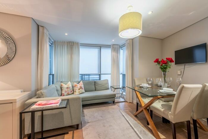 3 Bedroom Flat To Rent In Merchant Square East, London, W2