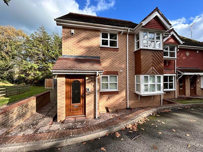 2 Bedroom Flat For Sale In Ebberston Place, Rhos On Sea, LL28