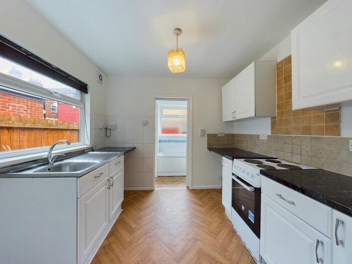 3 Bedroom Terraced House To Rent In Rosebery Street, Albert Avenue, HU3