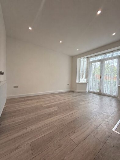 3 Bedroom Semi-Detached House To Rent In Welbeck Road, Harrow, Middlesex, HA2