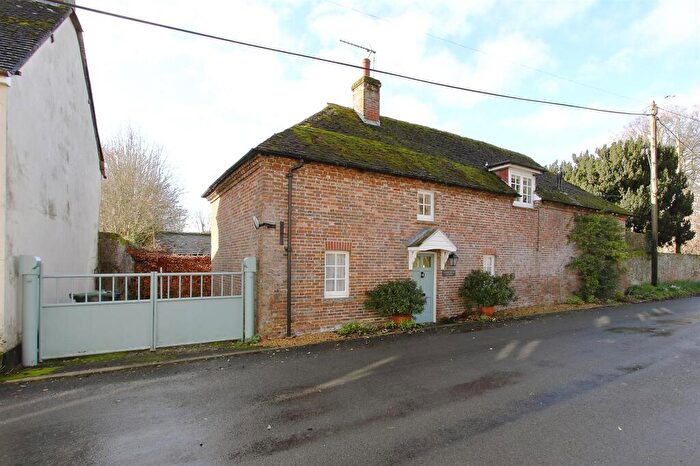 3 Bedroom House To Rent In Gussage All Saints, Wimborne, BH21