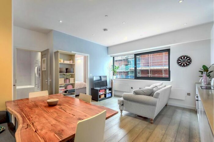 1 Bedroom Flat To Rent In Bath Road, Slough, SL1