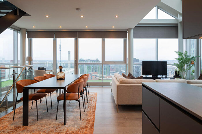 2 Bedroom Penthouse For Sale In The Edge, Clowes Street, Salford, M3