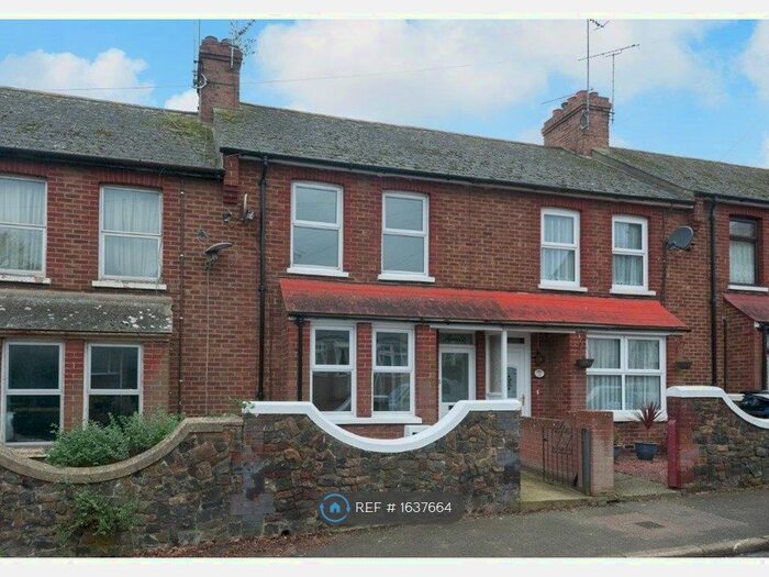 3 Bedroom Terraced House To Rent In Woodford Avenue, Ramsgate, CT12