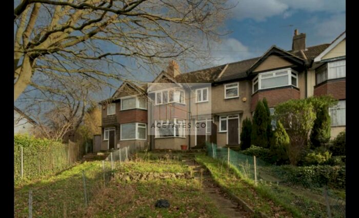 4 Bedroom Terraced House To Rent In St. Leonards Road, Croydon, Surrey, CR0