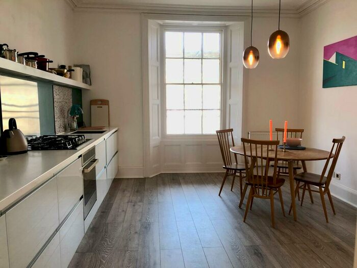 2 Bedroom Apartment To Rent In Heavitree, EX1