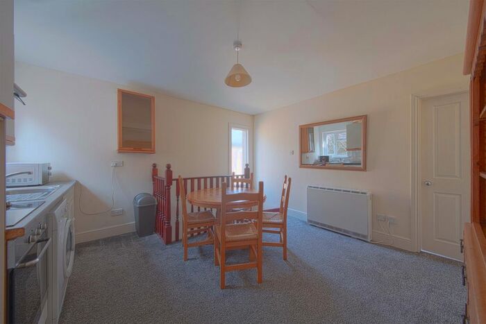 1 Bedroom Flat To Rent In Eastfield Road, Maidenhead, SL1