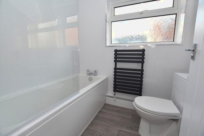 2 Bedroom End Of Terrace House To Rent In Hipper Street West, Brampton, Chesterfield, S40