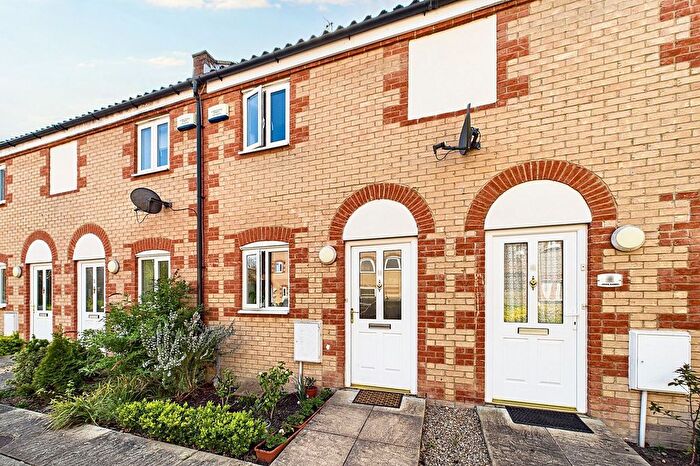 2 Bedroom Terraced House For Sale In Avenue Gardens, Thetford, IP24