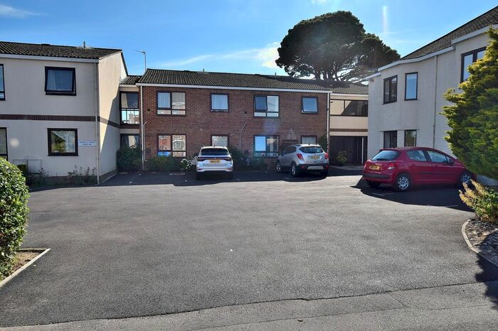 1 Bedroom Flat To Rent In Whitefield Road, New Milton, Hampshire., BH25