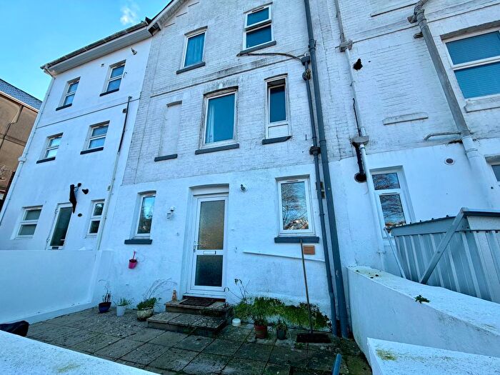 1 Bedroom Flat To Rent In Princes Road, Torquay, TQ1