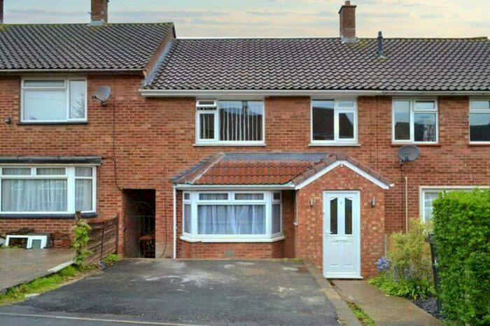 3 Bedroom Terraced House To Rent In Shortwood Road, Bristol, BS13