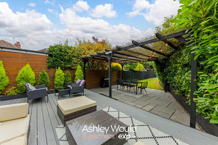 4 Bedroom Detached House For Sale In Gower Road, Halesowen, B62