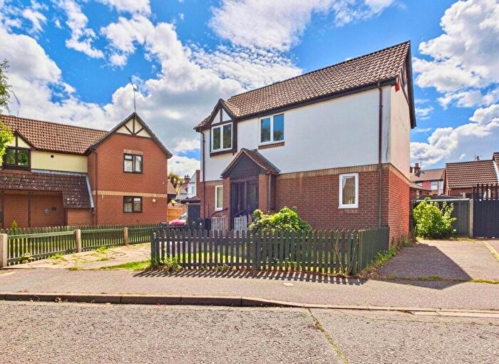 3 Bedroom Detached House For Sale In Langley Close, Dovercourt, Harwich, CO12