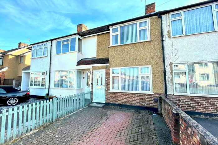 2 Bedroom Terraced House For Sale In Warwick Avenue, Egham, Surrey, TW20