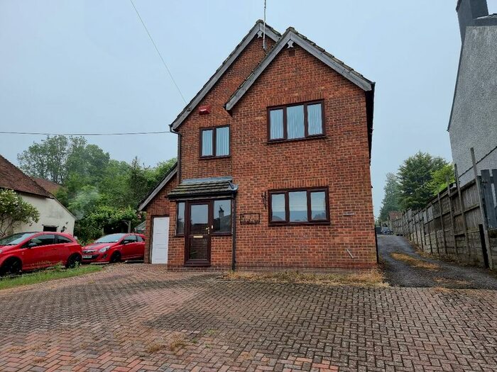 3 Bedroom Detached House To Rent In Sheilings, Wigmore Lane, Eythorne, Dover, CT15