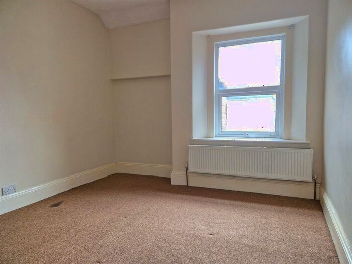3 Bedroom Flat For Sale In Locking Road, WestonSuperMare, BS23