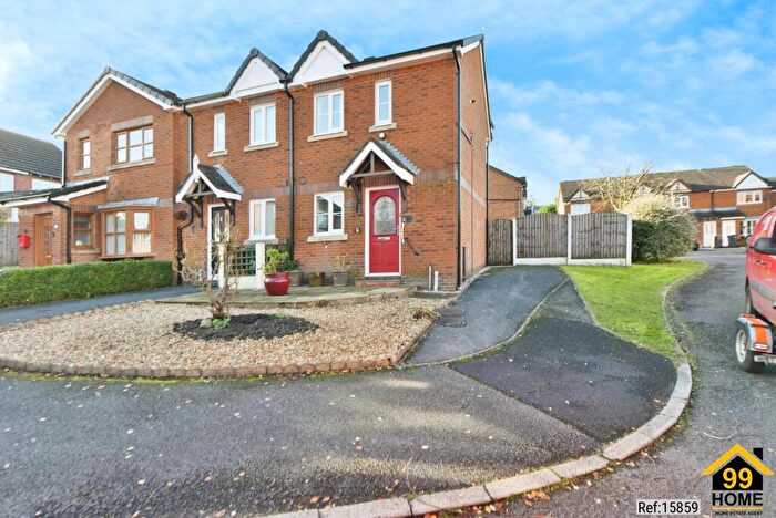 1 Bedroom End Of Terrace House For Sale In Sutton Way, Hadfield, Hyde, SK13