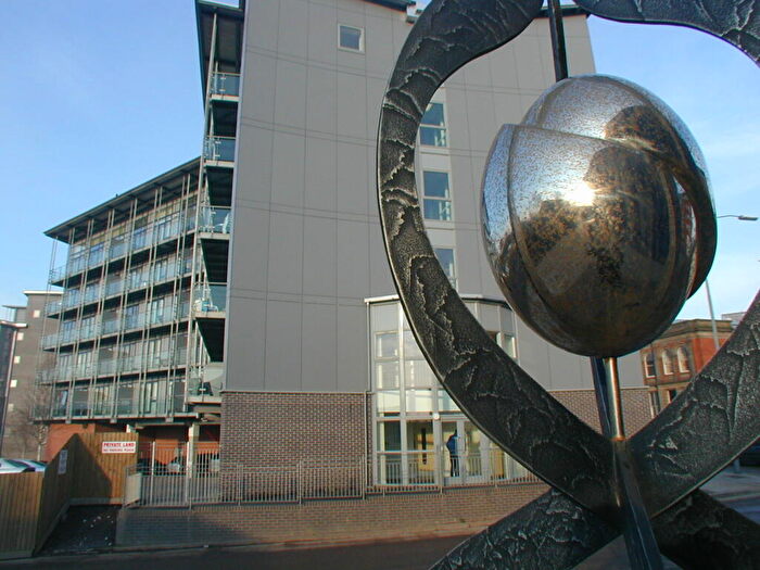 1 Bedroom Apartment To Rent In Park Central, B15