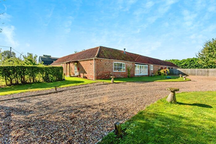 3 Bedroom Barn Conversion For Sale In Peacocks Road, Frithville, Boston, PE22
