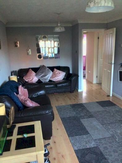 2 Bedroom Flat To Rent In Coachmans Court, Norwich, NR7