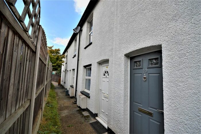 2 Bedroom Terraced House To Rent In Widford Chase, Chelmsford, CM2