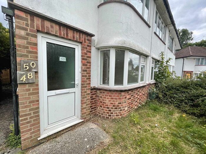 2 Bedroom Flat For Sale In Windemere Road, Reading, RG2
