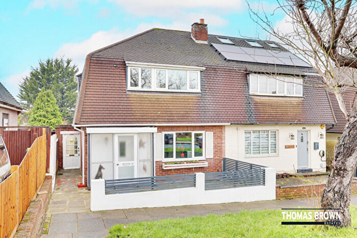 3 Bedroom Semi Detached House For Sale In Stowe Road, Orpington, BR6