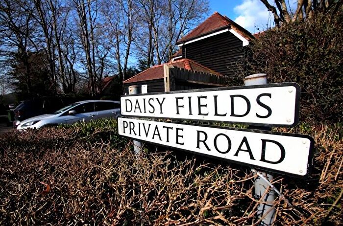 2 Bedroom Apartment For Sale In Daisy Fields, Fair Oak, Eastleigh, SO50