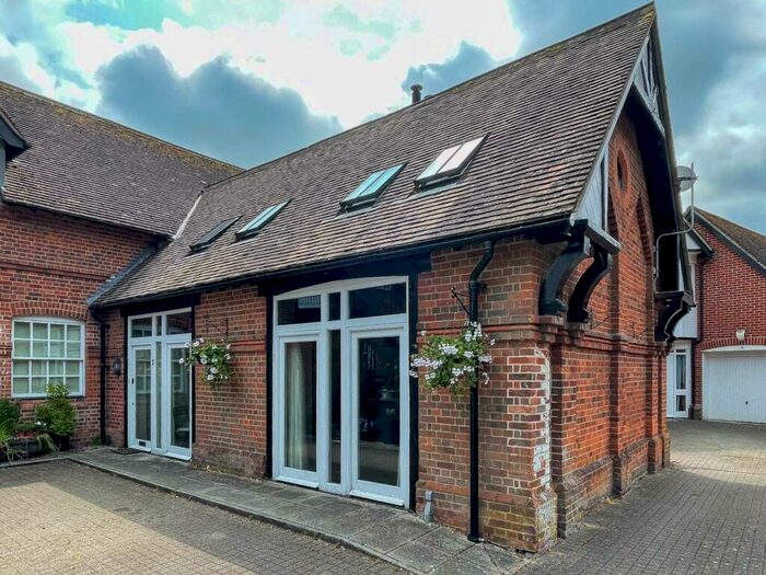 2 Bedroom Flat To Rent In The Old Coach House, Iwerne Minster, DT11