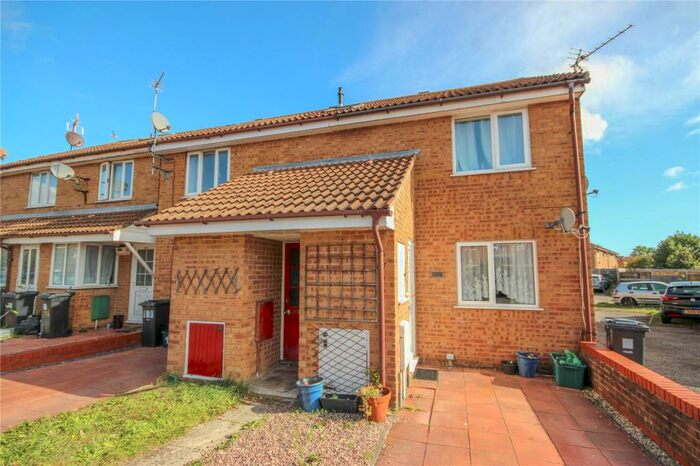 1 Bedroom Apartment To Rent In Oaktree Crescent, Bradley Stoke, Bristol, BS32