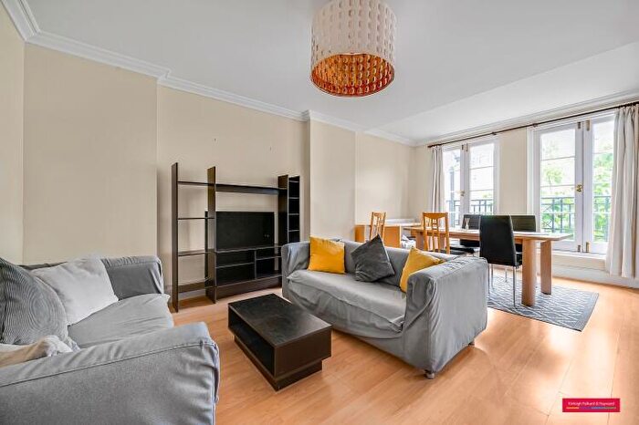 3 Bedroom Apartment To Rent In Albany Street London, NW1