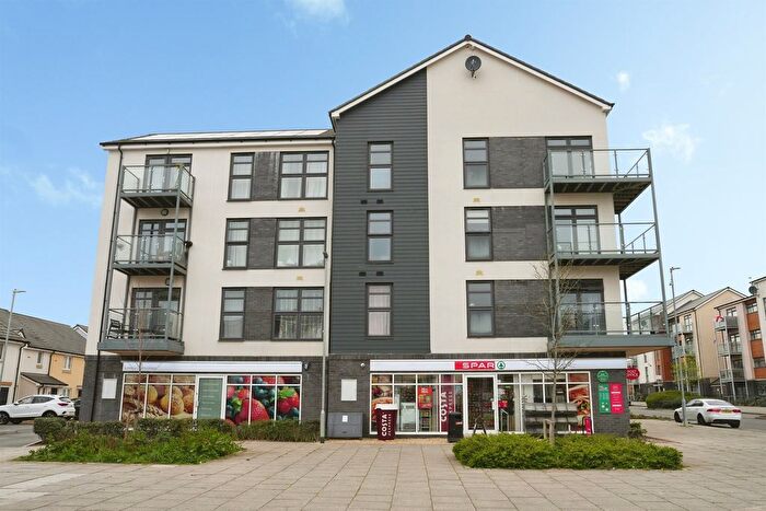 2 Bedroom Flat For Sale In Brick Hill Way, Patchway, Bristol, BS34