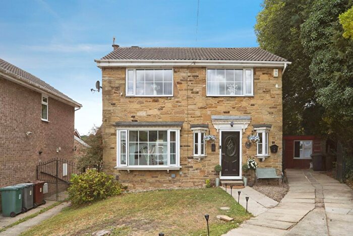 4 Bedroom Detached House For Sale In Abbeydale Oval, Leeds, LS5