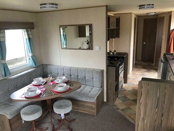 3 Bedroom Park Home For Sale In Breydon Waters, Butt Lane, Burgh Castle, Great Yarmouth, NR31