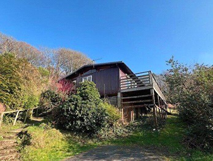 3 Bedroom Park Home For Sale In Llugwy Lodge Estate, Pennal, Machynlleth, Gwynedd, SY20