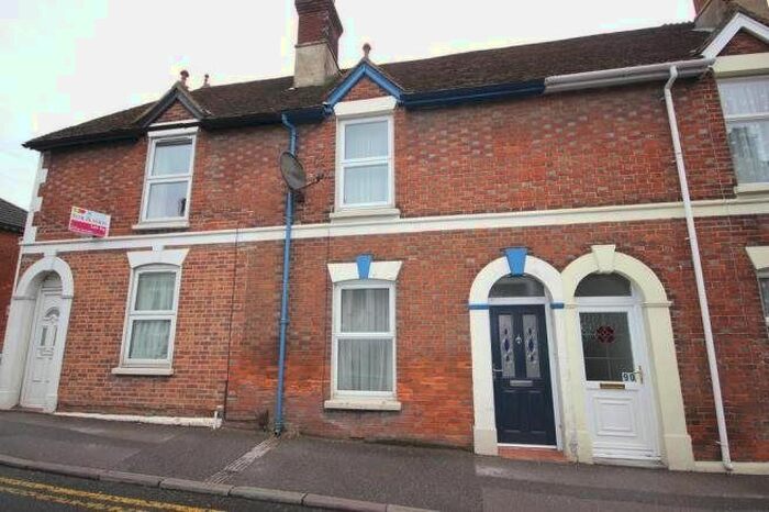 4 Bedroom Terraced House To Rent In Devizes Road, Salisbury, Wiltshire, SP2