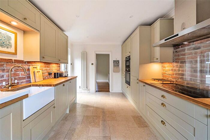 3 Bedroom Detached House For Sale In College Lane, Woking, Surrey, GU22