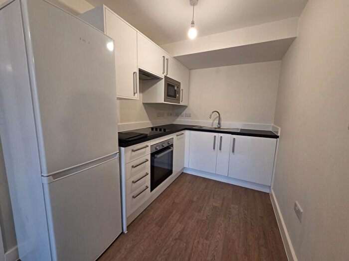 1 Bedroom Apartment To Rent In Collingdon Street, Luton, LU1