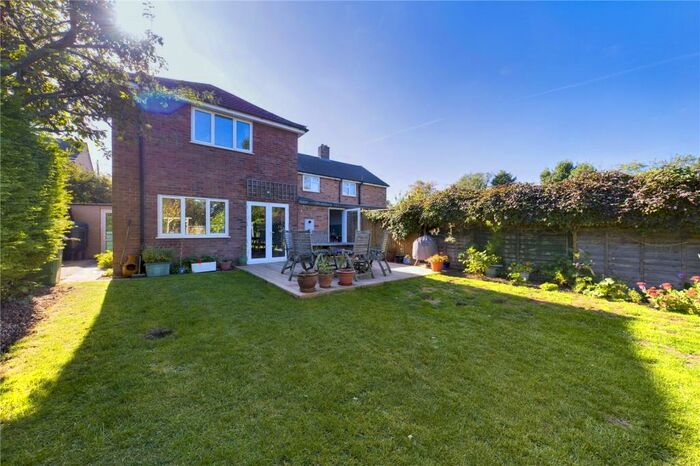 4 Bedroom Semi-Detached House For Sale In High Street, Graveley, St. Neots, Cambridgeshire, PE19
