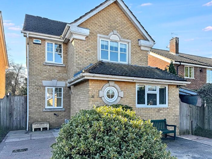 4 Bedroom Detached House To Rent In Claremont Close, Orpington, BR6