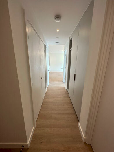 2 Bedroom Flat To Rent In Mast Street, IG11