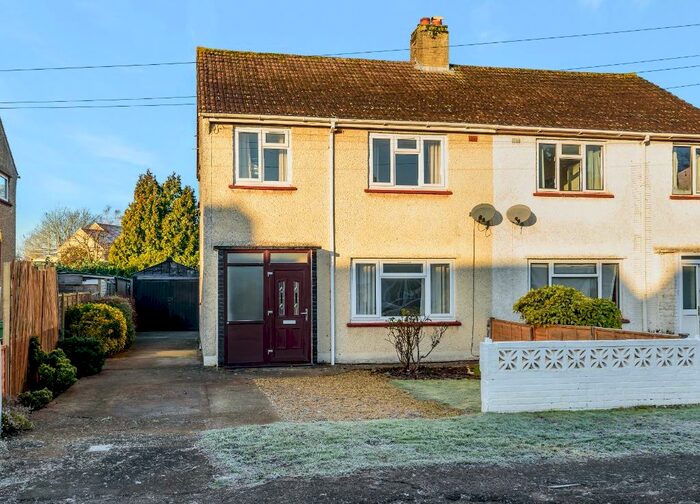 3 Bedroom Semi-Detached House To Rent In Raymund Road, Marston, Oxford, OX3