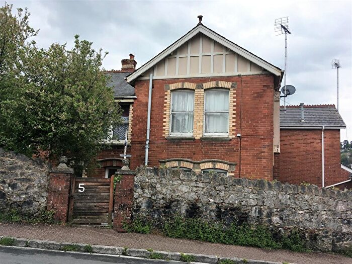 1 Bedroom Flat To Rent In Bury Road, Newton Abbot, TQ12