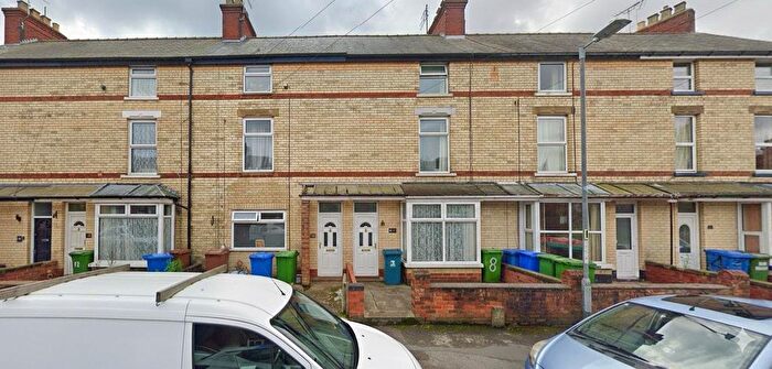 3 Bedroom Terraced House To Rent In Bed Mid-Terraced House, Havelock Street, Bridlington, YO16
