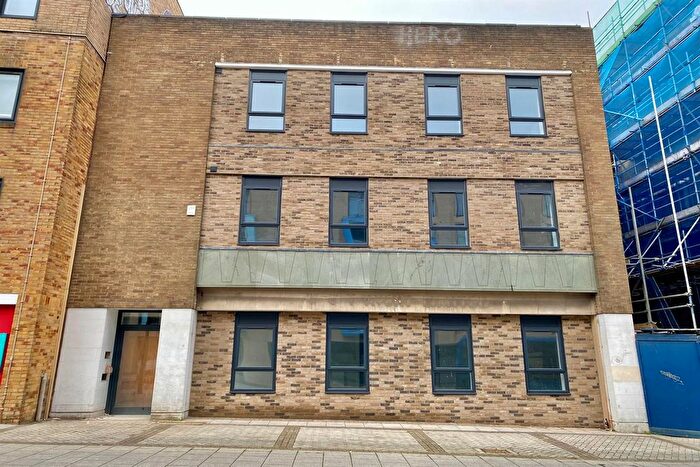 1 Bedroom Flat To Rent In Thomas House, Bernard Street, SO14