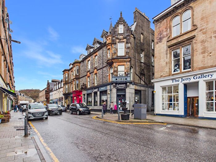 4 Bedroom Flat For Sale In Flat George Street, Oban, PA34
